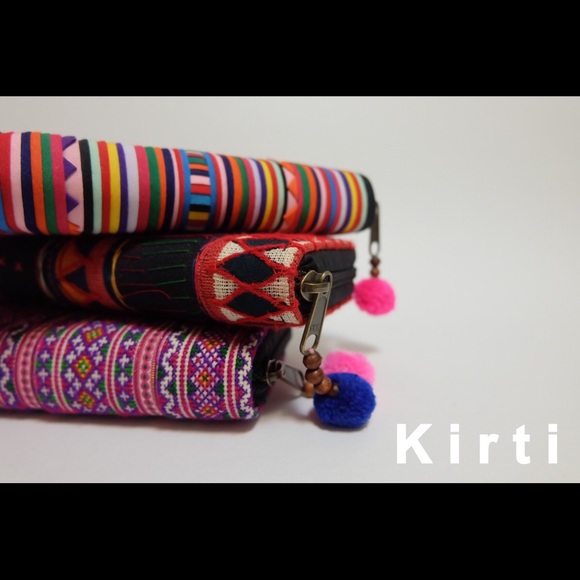 Handcratf Tribal Wallet - Picture 1 of 4
