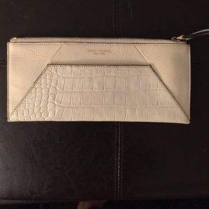 Henri Bendel beige clutch
