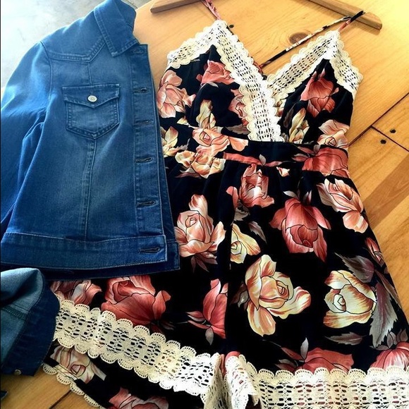 ILLA ILLA black floral romper