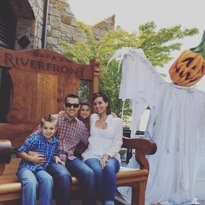 Meet your Posher, Kristina