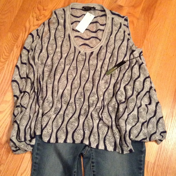 BCBG Sleeveless Knit Sweater, M, NWT - Picture 4 of 7