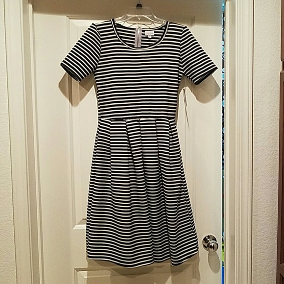 Lularoe Amelia dress