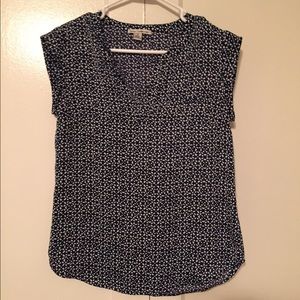 💥🔥💥 FLASH SALE Blue & white blouse.