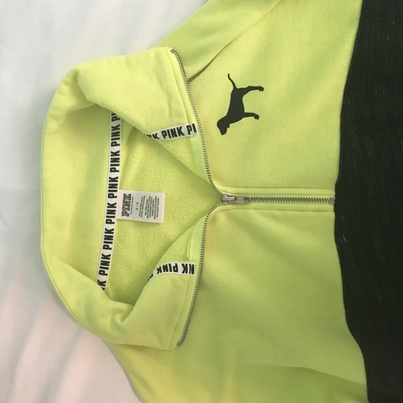 New PINK, half-zip sweatshirt. - Picture 2 of 4