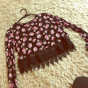 Black floral knit crop top