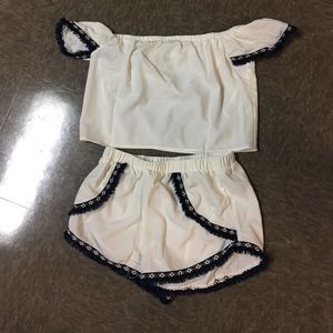 Super cute boutique two piece outfit S
