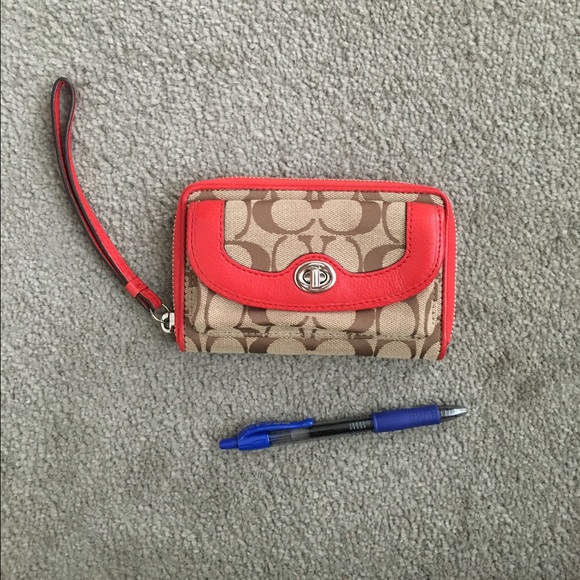 Authentic Coach Wristlet - Picture 1 of 2