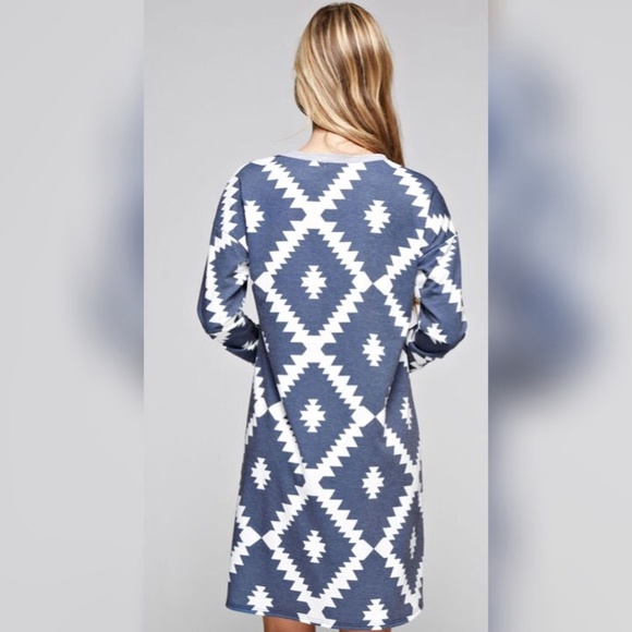 💙 Tribal Print Dress - Picture 3 of 3