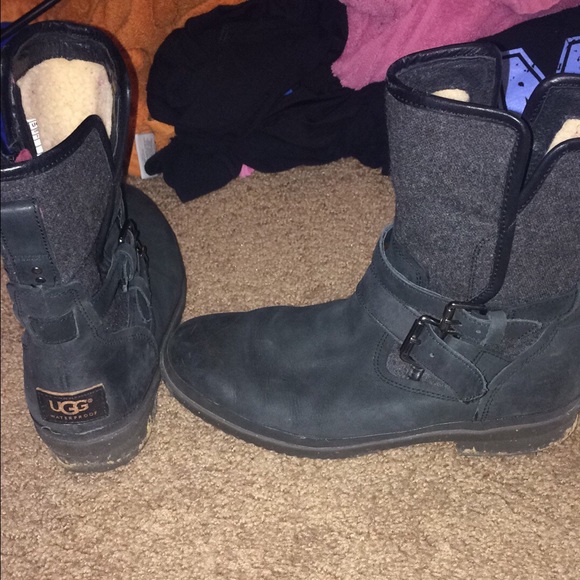 Black ugg Boots water proof