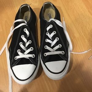 Shoes are a size 6 in women