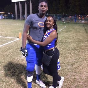 Meet your Posher, Antonia