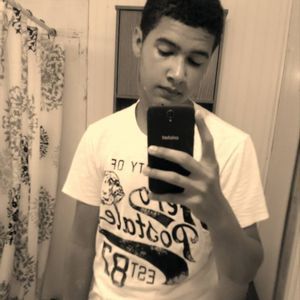 Meet your Posher, Avery