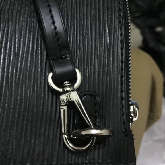 Louis Vuitton Epi Noir Neverfull MM ( SOLD ) - Picture 2 of 4