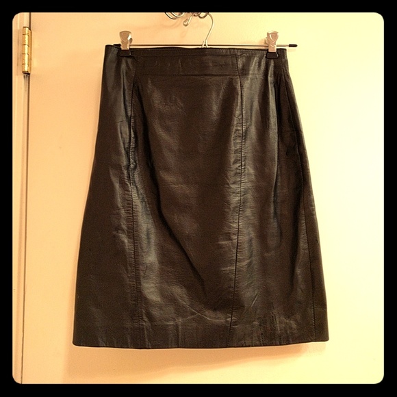 High-waisted Genuine Leather Skirt