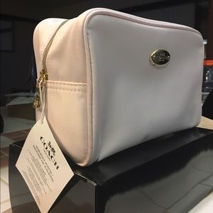 Coach Pouch