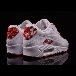 Meet your Posher, Keaton