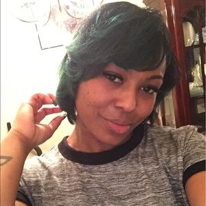 Meet your Posher, Ciera