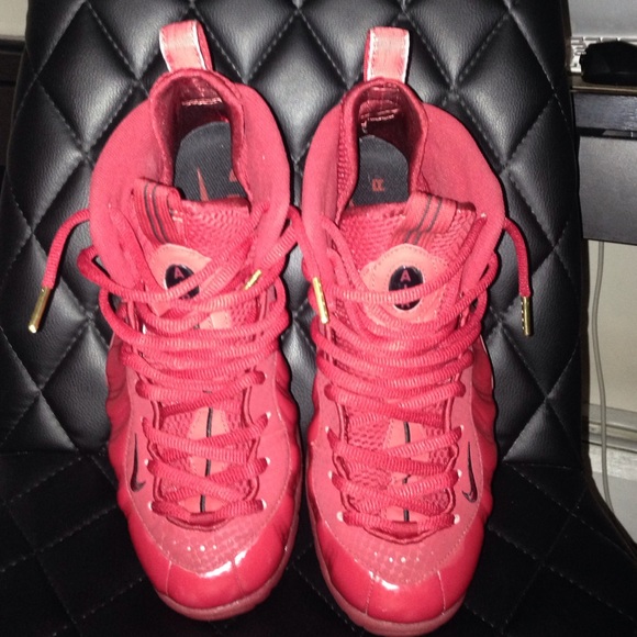 Nike 'Red October' Yeezy Foamposite - Picture 2 of 4