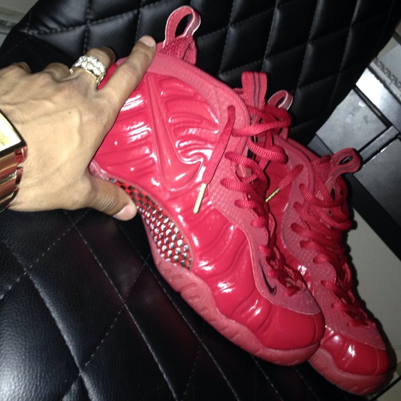 Nike 'Red October' Yeezy Foamposite - Picture 4 of 4