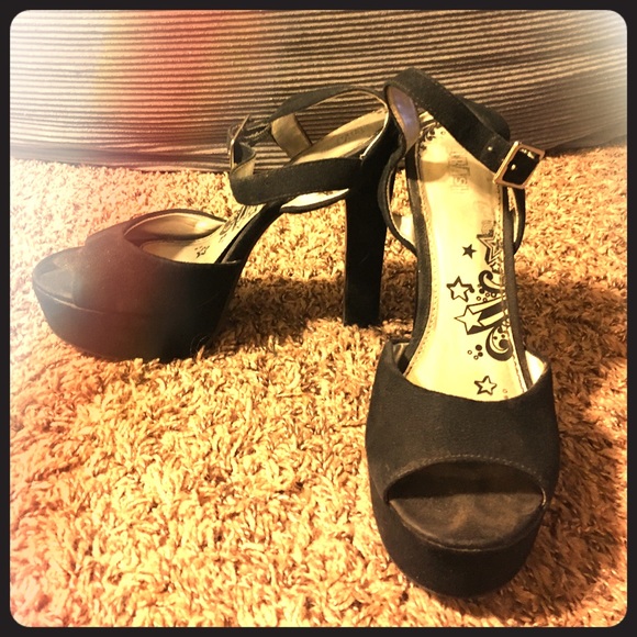 Black heels