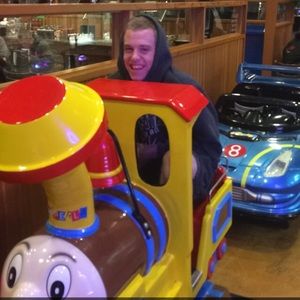 Meet your Posher, Evan