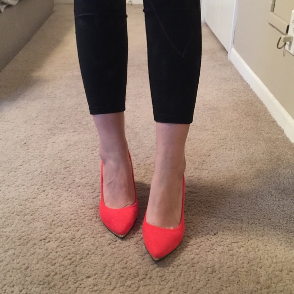 ⚠️clearance⚠️Gemeiqi hot red heels shoes