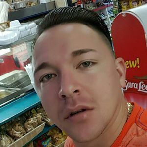 Meet your Posher, Luis