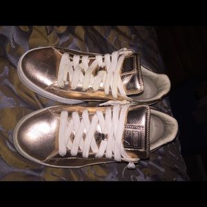 Rose gold pumas