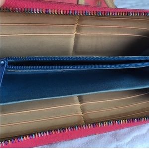 Dooney and Bourke wallet