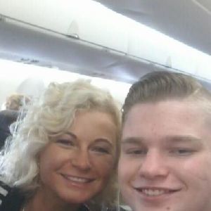 Meet your Posher, Agnes