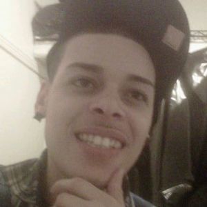 Meet your Posher, Louis