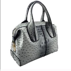 Sale🎉 Glitzy Purse Escobar Purse