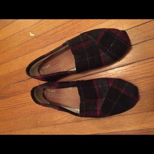 Pink and black plaid custom Toms