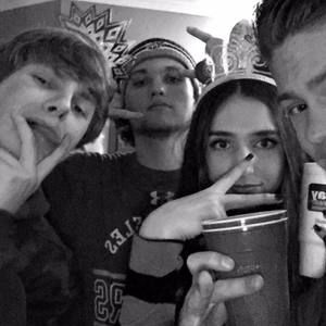 Meet your Posher, Hunter