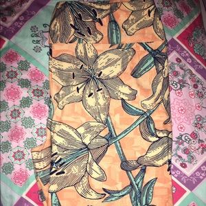 Lularoe floral lily leggings TC