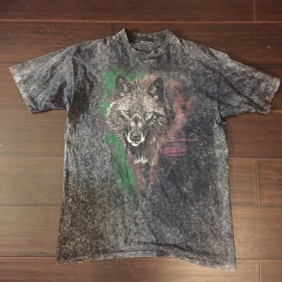 Soft Vintage Wolf Acid Wash Tee