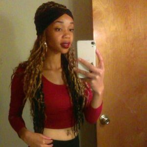 Meet your Posher, Jazmin