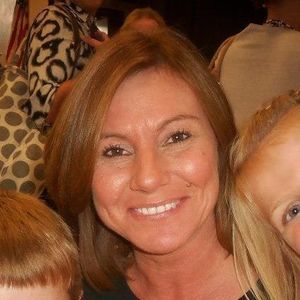 Meet your Posher, Lorrie