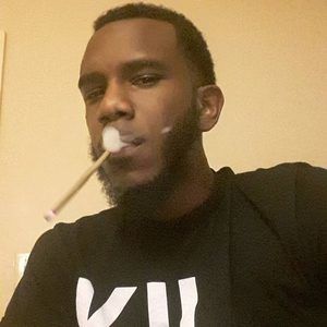 Meet your Posher, Larry