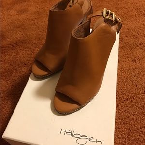 Halogen 'Sasha' Leather Sandal