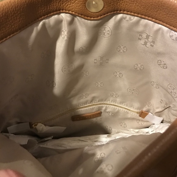 NWT💋Tory Burch💋Amanda Foldover Messenger Bags - Picture 6 of 7