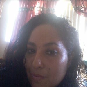 Meet your Posher, Perla