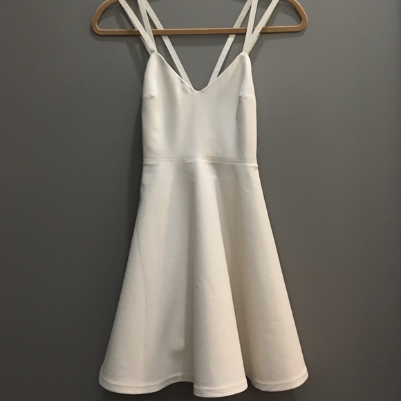 Ivory Dress by Elizabeth and James - Picture 4 of 4