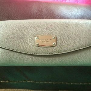 Michael Kors wallet gray used in perfect condition