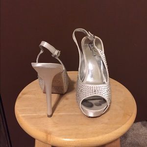 Sparkly sling back heels