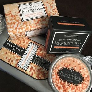 Set of 4 beekman body products!