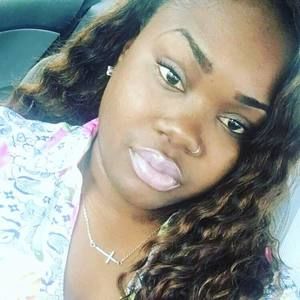 Meet your Posher, Johnitha