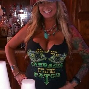 Meet your Posher, Laurie