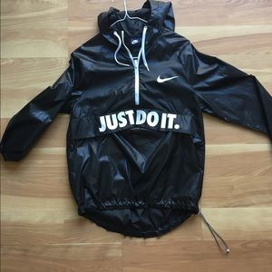 NIKE WINDBREAKER 🚨