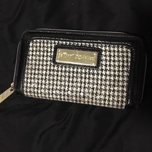 Betsey Johnson wallet